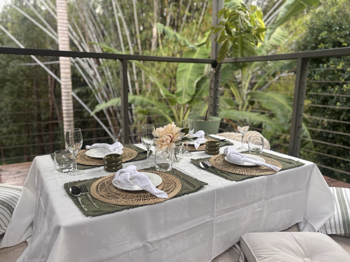 Luxury picnic styling