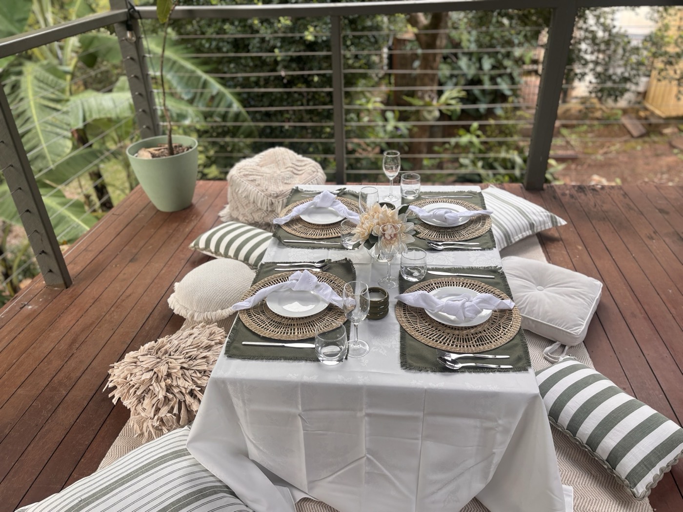 Luxury picnic styling