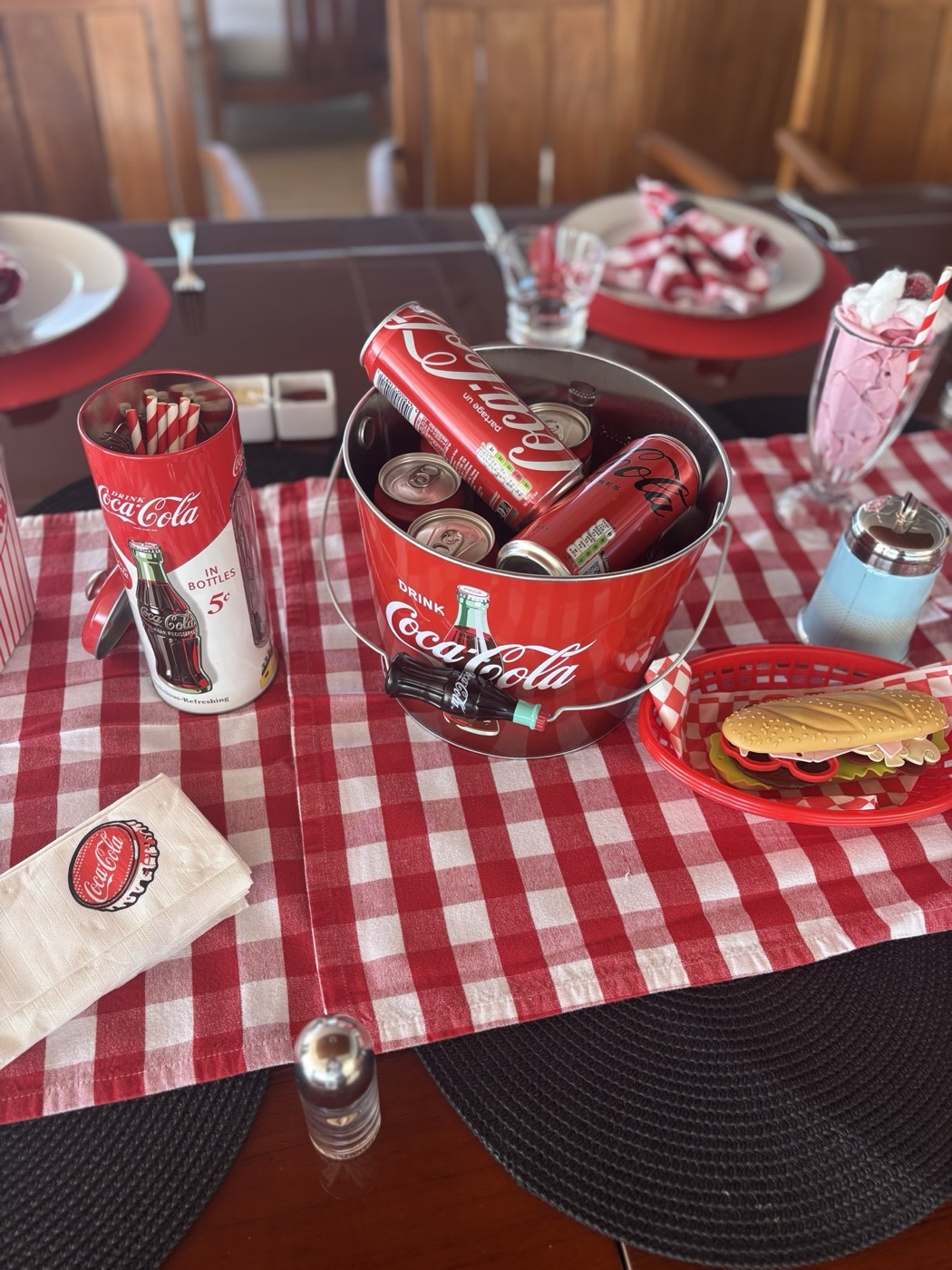 American Diner tablescape