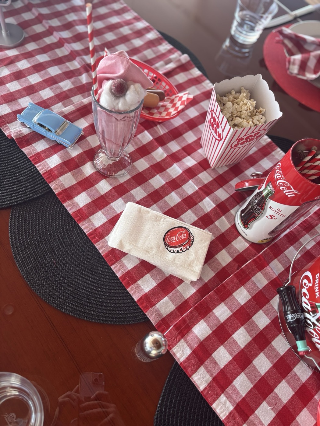 American Diner tablescape