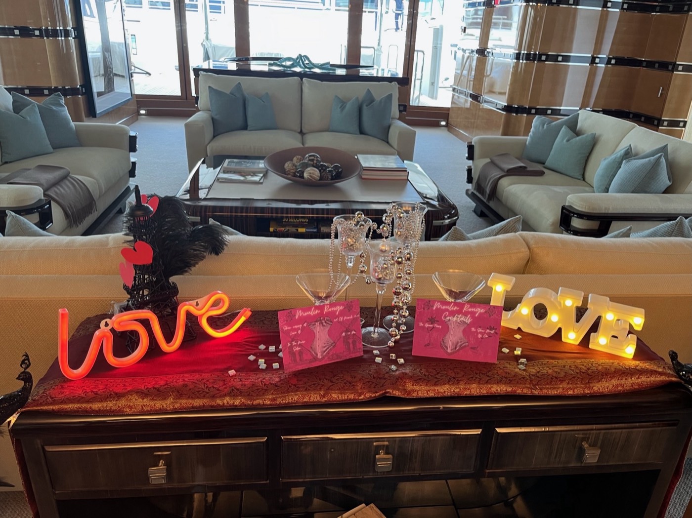 Romance tablescape